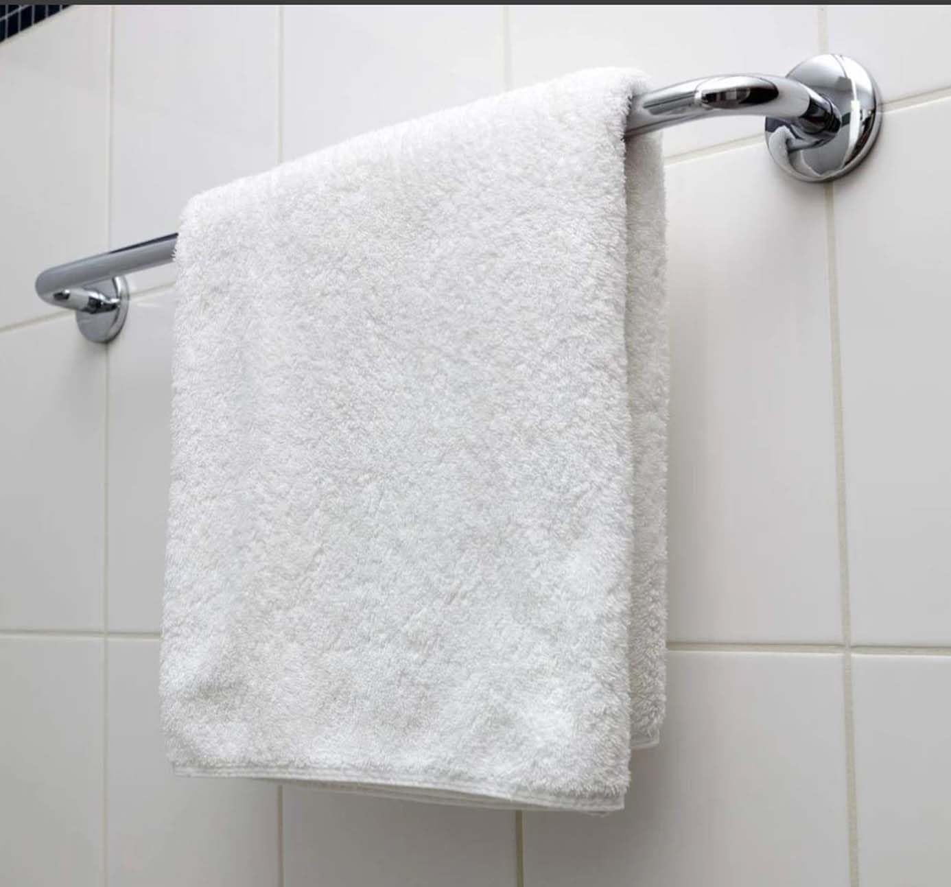 WSOKO 100% Pure Cotton Bath Towel 30 x 60 Inch | 700 GSM Ultra Soft & Highly Absorbent Hotel Quality Towel | Luxury Quick Dry Bath Towel for Men & Women | White